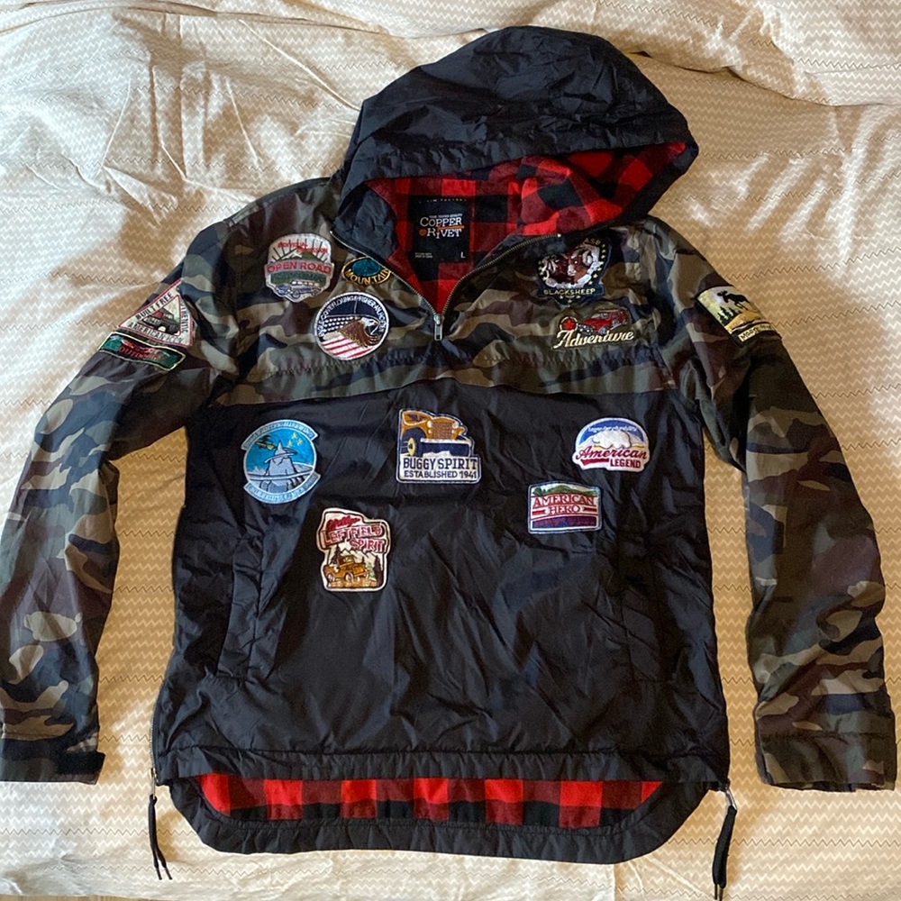 Copper Rivet windbreaker pullover jacket with patches